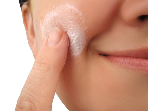 7 High Impact Remedies to Get Rid of Acne Scars